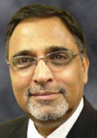 Pushap Kapoor, Quincy College Vice President, Receives A Lifetime Award 
