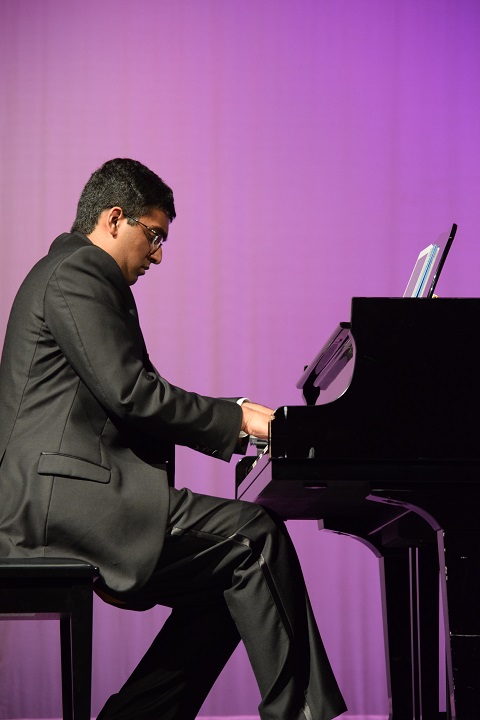 Brilliant Piano Recital Raises Funds For Ekal