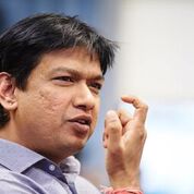 Indian Playback Singer Vijay Prakash Mentors Berklee Indian Ensemble In Educational Workshops