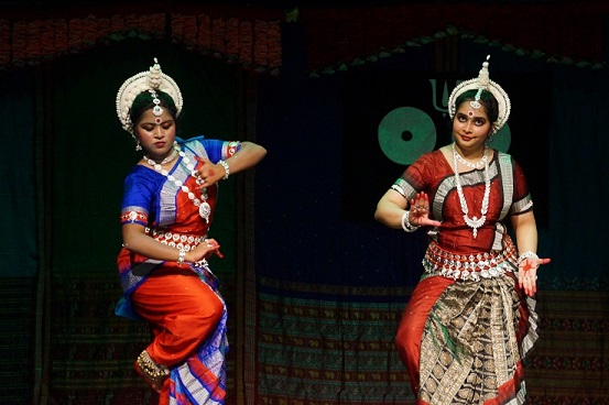 Sneha And Arya’s Odishi Mancha Pravesha With Guru Smt. Jayashree Mohapatra