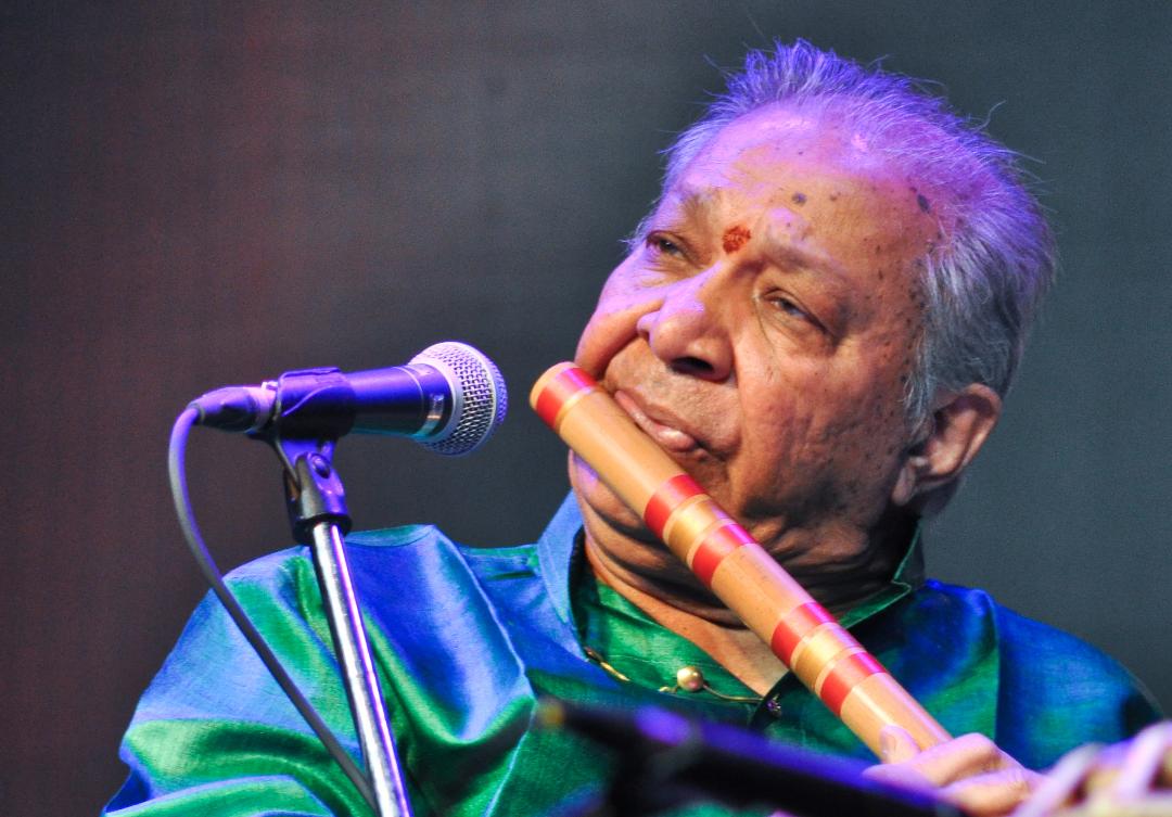 Legendary Flautist Pandit Hariprasad Chaurasia To Perform In Boston After 9 Years