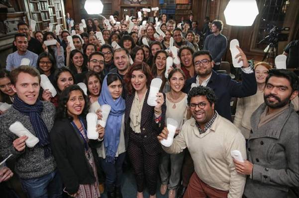 Twinkle Khanna Meets Malala For Pad Man Promotion At Oxford University