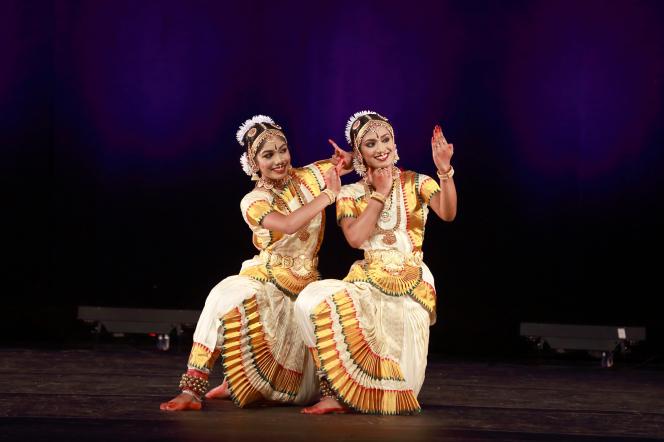 Arangetram: Nivedhya Cheruvari And Anjali Anilkumar