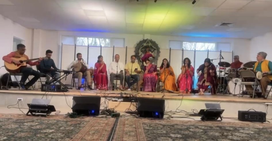 Inaugural Bhakti Bhajan Beats Brings Divine Bliss