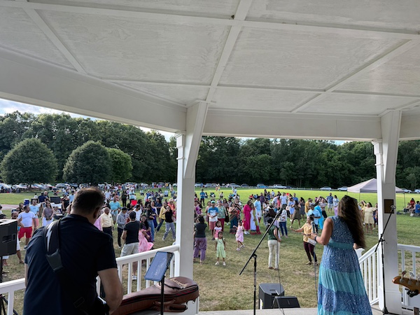 'Din Check' Entertains A Crowd Of Over 300 With A Spectacular Northborough Outdoor Concert