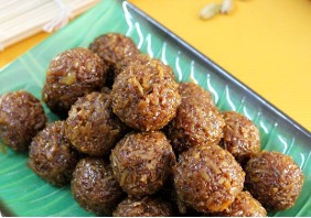 Guru Purnima Special Sweet Recipe- Coconut Jaggery Laddus